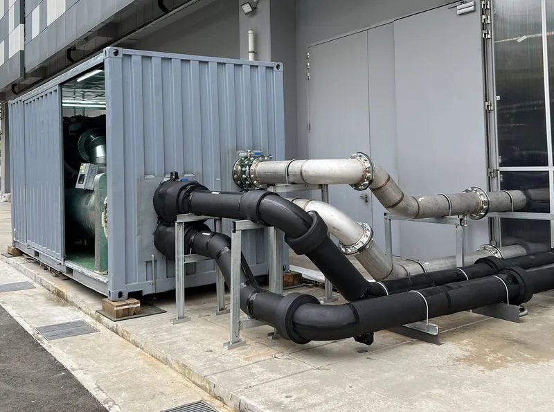 Containerised water-cooled chiller with insulated and stainless steel pipework